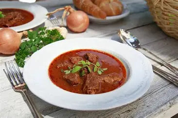 GULASH DI MANZO BRASATO MONO 350G  6 IN A BOX