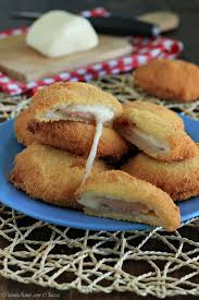 MINI PANZEROTTI DI PANE 25G PROSCIUTTO E FORMAGGIO  1KG BAG 6KG BOX