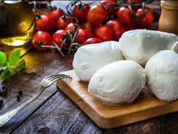 MOZZARELLA 125G FIOR DI LATTE IN ACQUA 2.5 KG TRAY